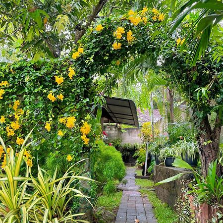 Nethmi Homestay & Restaurant تانجالي المظهر الخارجي الصورة