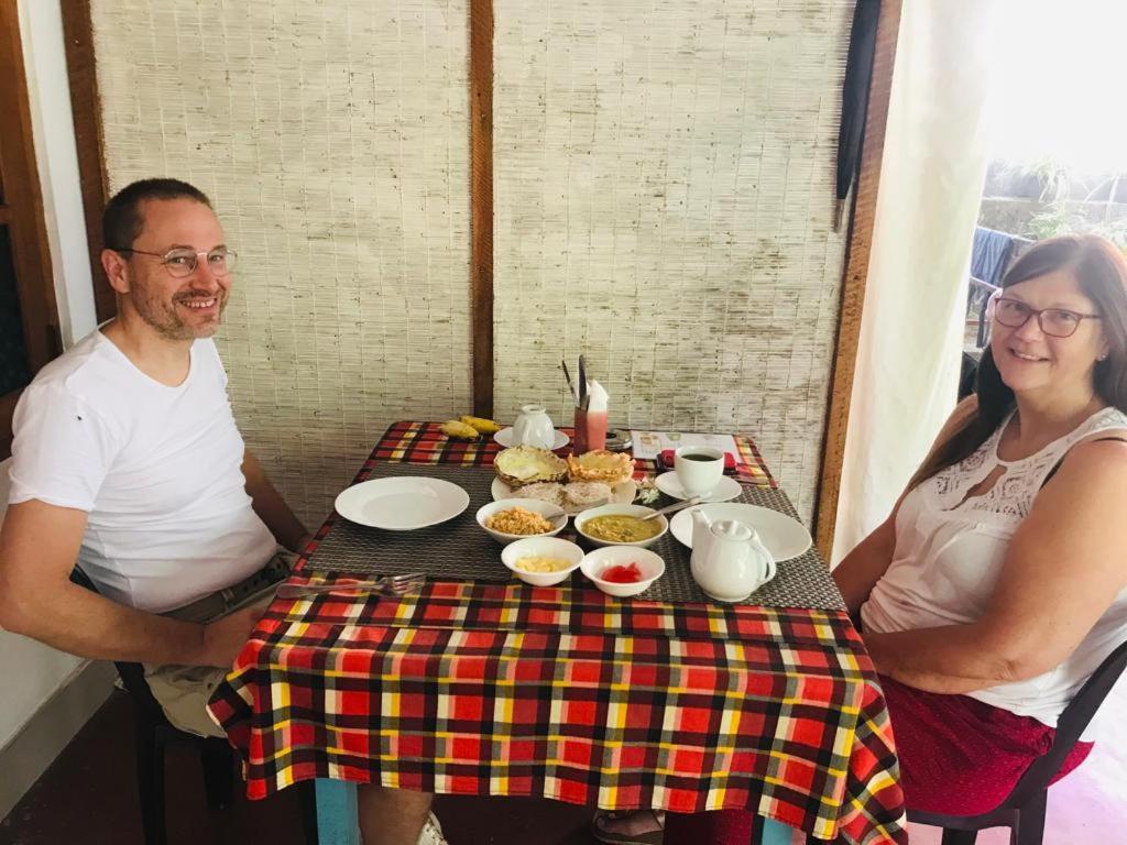 Nethmi Homestay & Restaurant تانجالي المظهر الخارجي الصورة
