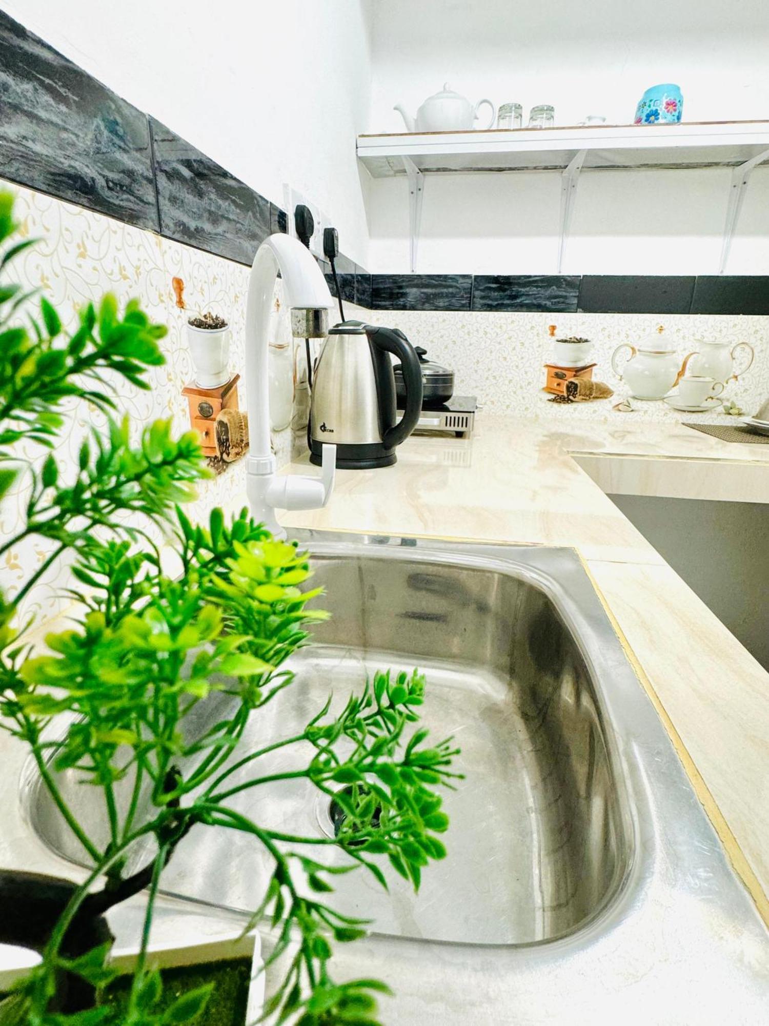 Nethmi Homestay & Restaurant تانجالي المظهر الخارجي الصورة