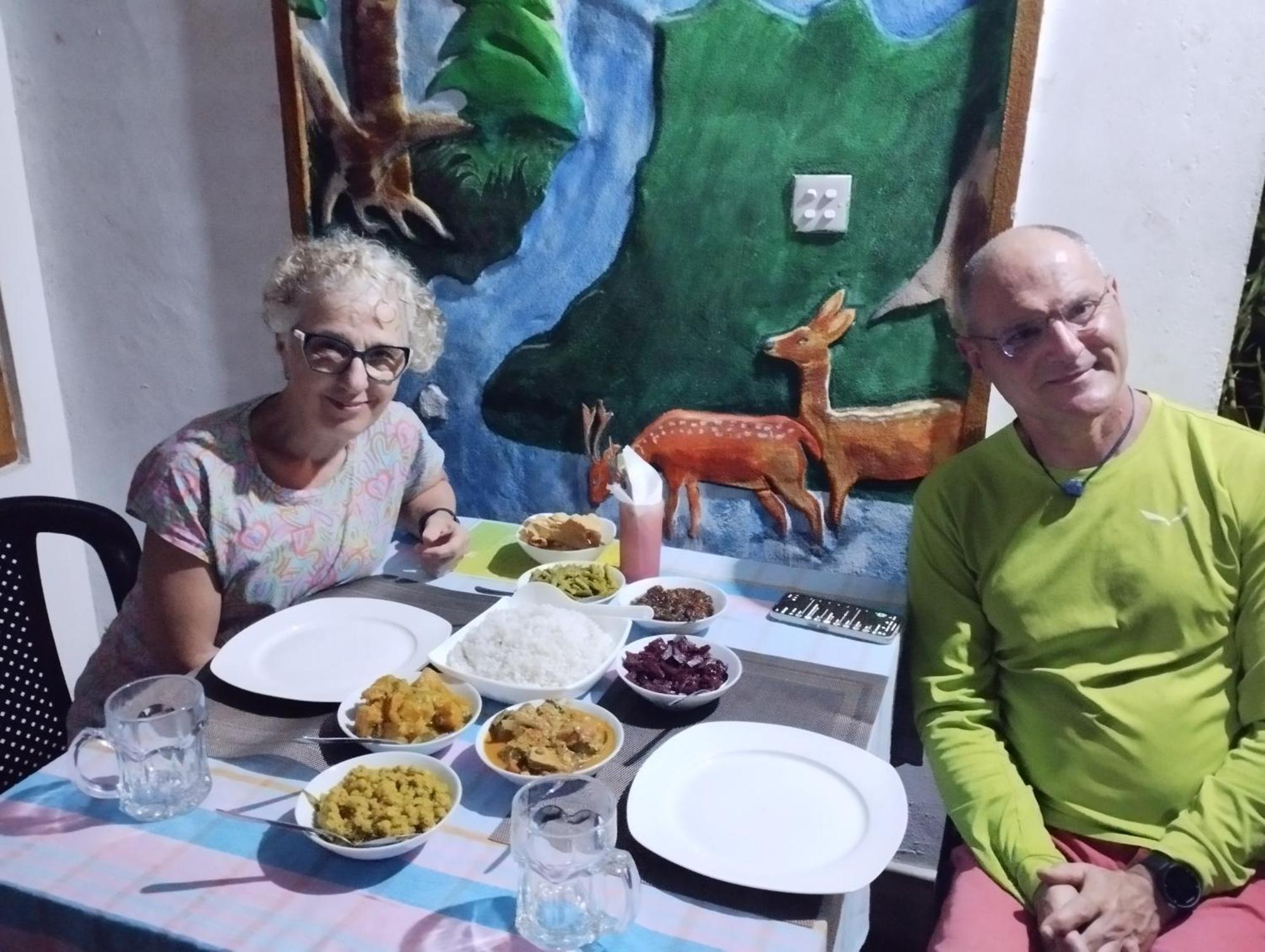 Nethmi Homestay & Restaurant تانجالي المظهر الخارجي الصورة