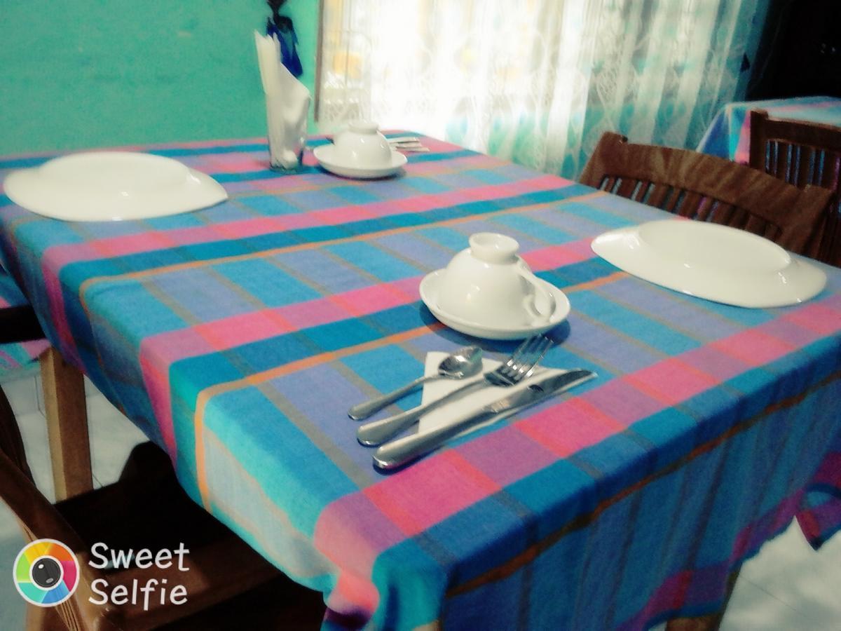 Nethmi Homestay & Restaurant تانجالي المظهر الخارجي الصورة